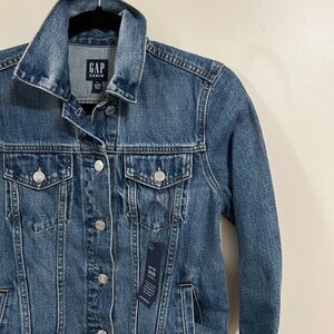 GAP Icon Denim Jacket NWT